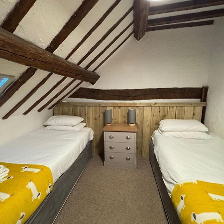 The Barn At Geufron Farm - Dog Friendly - Nr Tywyn Villa Bryn-crug Eksteriør billede